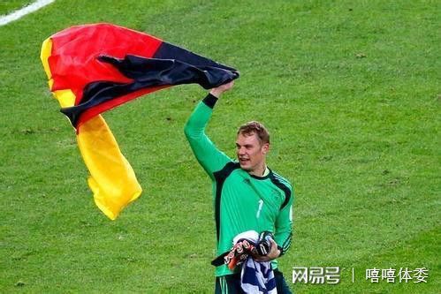 开云登陆入口-比赛局势复杂引爆全场！，莱万多夫斯基意外战胜塞尔维亚队观众掌声雷动-开云登陆入口