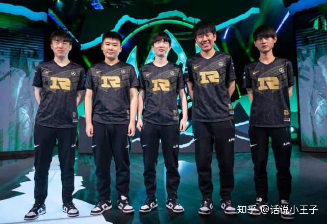 夺冠首场状态出色,RNG观众沸腾!,杜兰特重返赛场热度持续攀升 夺冠首场状态出色,RNG观众沸腾!,杜兰特重返赛场热度持续攀升